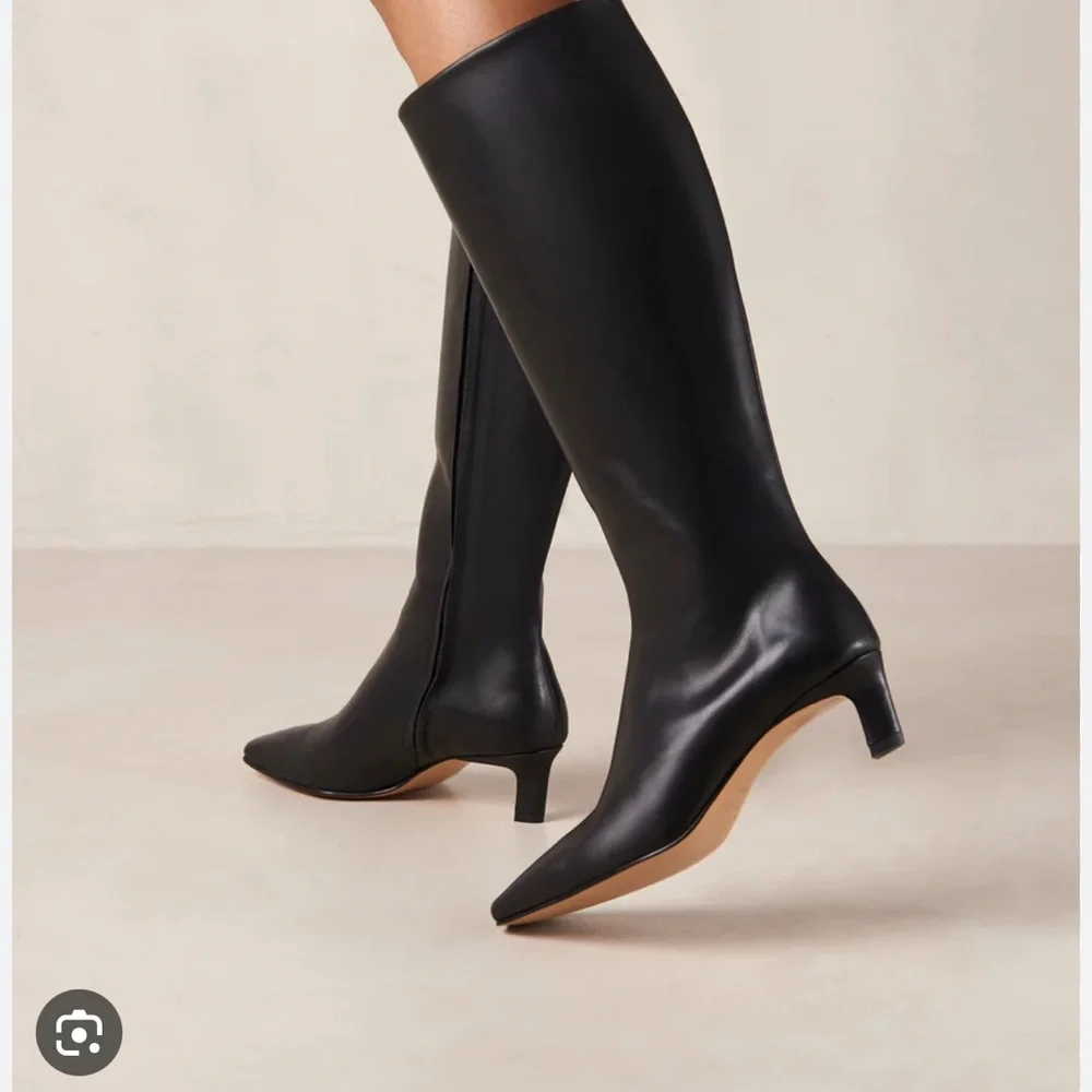 Alohas Rory Boot - Picture 3 of 4